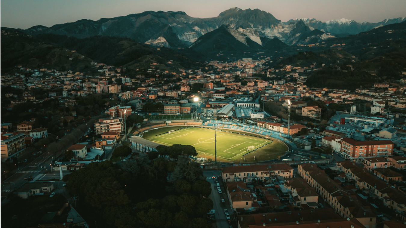 Voetbalstadion in Italië met Lumosa LED stadionverlichting